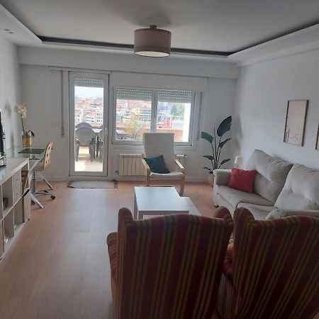 Atico Con Terraza Apartment Vigo Bagian luar foto