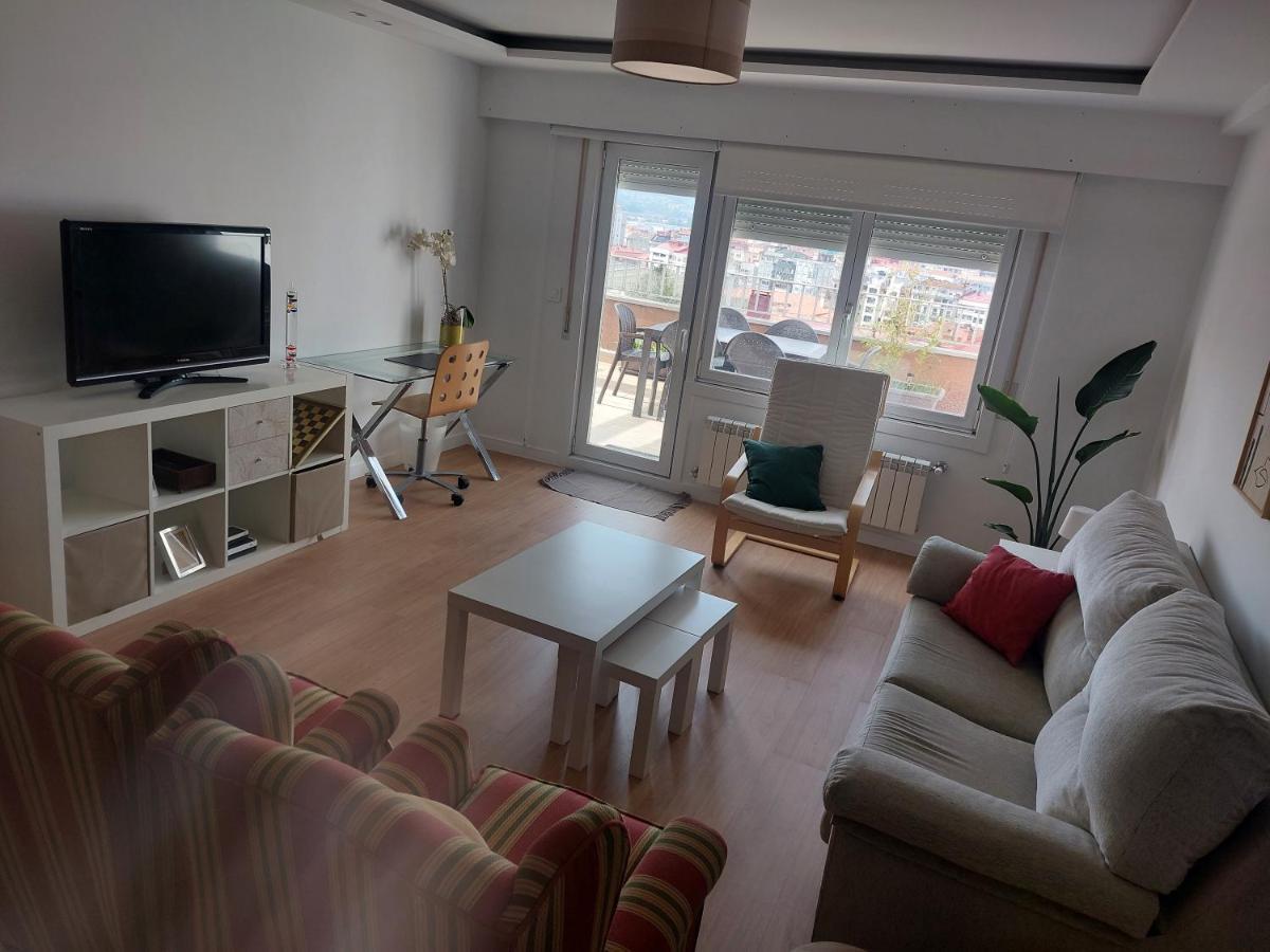 Atico Con Terraza Apartment Vigo Bagian luar foto