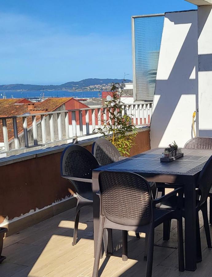 Atico Con Terraza Apartment Vigo Bagian luar foto